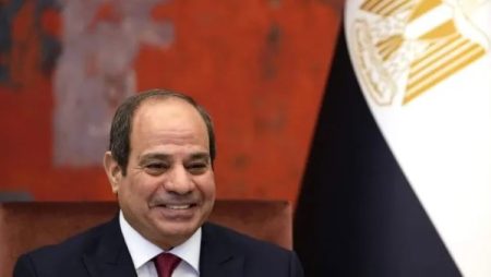 كرم جبر: الرئيس السيسي أطلق مُبادرات لترسيخ استقرار الدولة وسط اضطرابات المنطقة